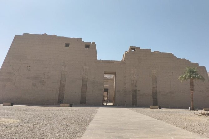 Private Overnight Tour to Luxor from Hurghada with HotAir Balloon - Luxor Temple after the balloon ride