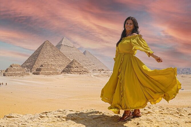 Private Pyramids & Sphinx Day with Great Egyptian Museum - The Great Sphinx picture stop