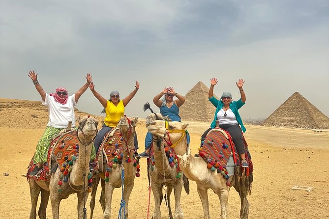 Private tour Giza Pyramids ,sphinx & camel ride all included - Khafre and the surviving Valley Temple