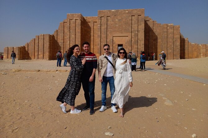 Private Tour Giza Pyramids Sphinx Sakkara and Dahshur - Giza gives you the famous view, with context