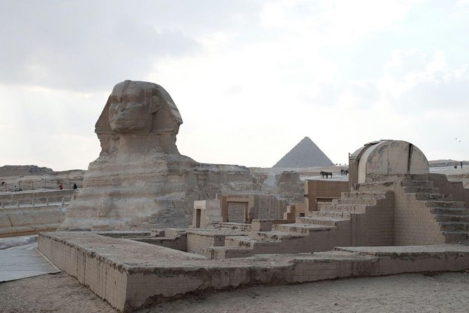 Private Tour Giza Pyramids,Sphinx, Sakkara ,Dahshur Pyramids,Lunch and Camel - Giza Pyramids: the essential first stop