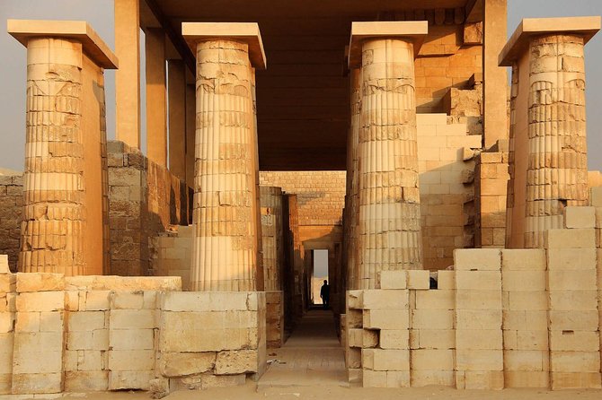 Private Tour: Pyramids of Giza Memphis Saqqara with Lunch - Memphis, the old capital beside the Nile Delta