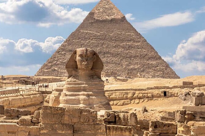 Private Tour to Giza Pyramids and Great Sphinx with Camel Ride - Meeting the Great Sphinx up close