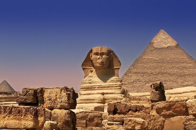 Private tour to Giza Pyramids, Saqqara and Memphis - Guides can make or break this day