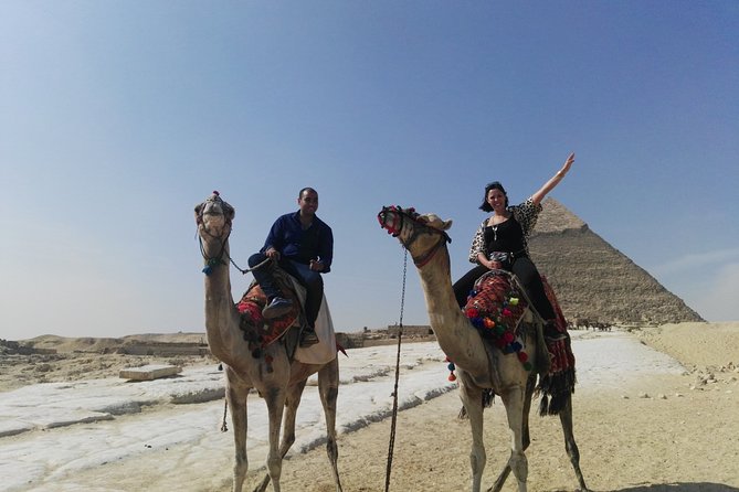 Private Tour to Giza Pyramids, Sphinx with Camel Ride and Lunch - Meeting the Great Sphinx
