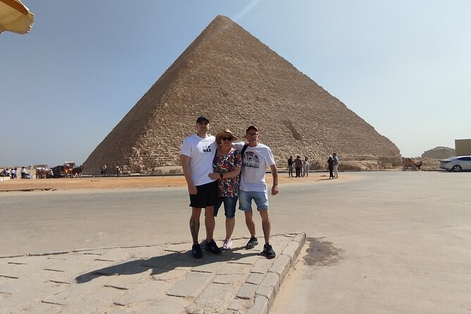 Private Tour To The Great Pyramids and Sphinx with lunch - Hotel pickup makes a short Cairo visit easier