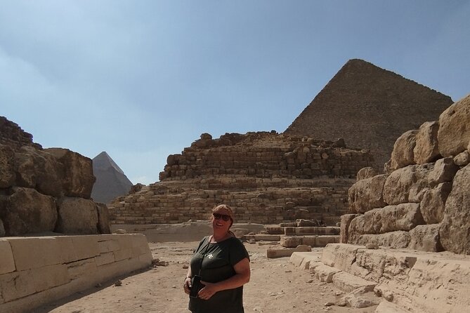 Private Tour To The Great Pyramids and Sphinx with lunch - A camel ride at the panoramic viewpoint