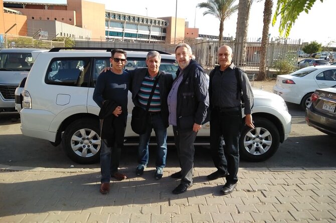 Private Transfer - Cairo Airport Arrivals Hall to Hotel - Finding the driver after landing