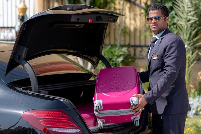 Private Transfer from Hurghada Airport to Hurghada City - Driver service, from name signs to luggage help