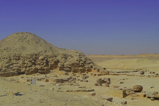Pyramids of Egypt full day tour: Great Pyramids of Giza, Saqqara & Memphis - The Sphinx and Valley Temple at the foot of the plateau
