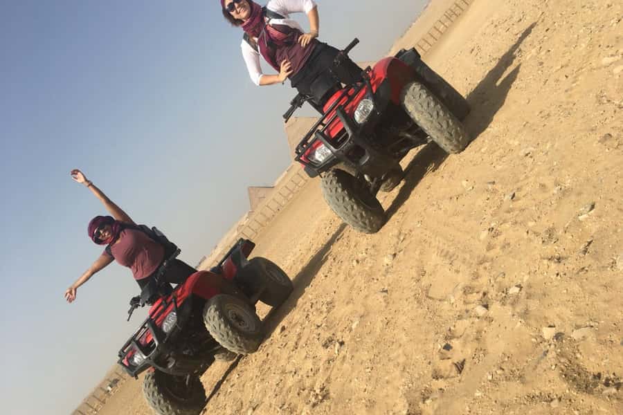 Pyramids of Giza: 1-Hour Quad Bike Desert Safari - Photo stops with Khufu, Khafre, and Menkaure