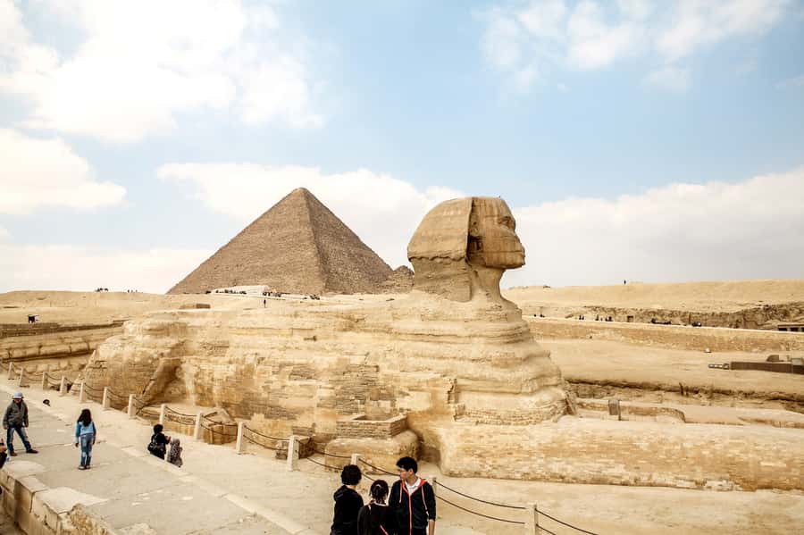 Pyramids of Giza and Great Sphinx: Private Half-Day Tour - Language, comfort, and practical planning