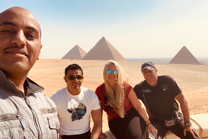 Pyramids tour to Giza, Sakkara and Dahshur - What the private format changes