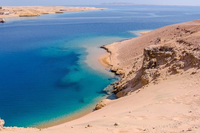 Ras Mohamed and White Island Snorkeling Trip and One Stop Diving-Sharm El Shiekh - Lunch on board and the rhythm of the boat