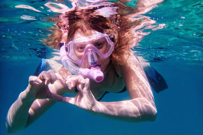 Ras Muhammed & White Island Snorkeling Sea Trip - Sharm El Sheikh - The boat, crew, and group size