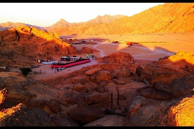 Safari quad, jeep, camel ride, show and dinner Hurghada - Who Will Enjoy This Tour Most