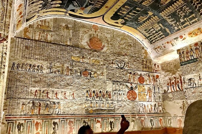 Shared Day Tour to Valley of the Kings, Hatshepsut ,Memnon &lunch - Hatshepsut Temple and its three rising terraces