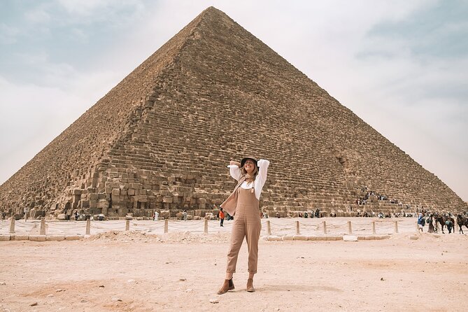 Shared Full Day Tour to Giza Pyramids from Giza - The Sphinx and the best photo stops