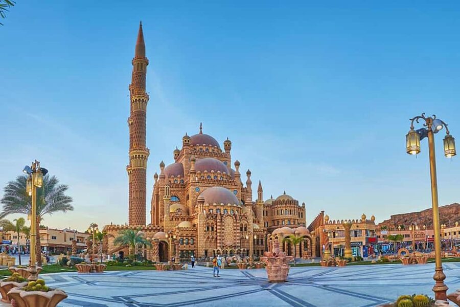 Sharm El-Sheikh: City Tour with Optional Seafood Meal - Who should book it?