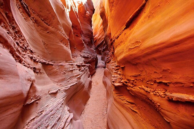 Sharm El Sheikh: Colored Canyon Jeep Tour with Blue Hole & Dahab - The Colored Canyon walk and 4WD ride
