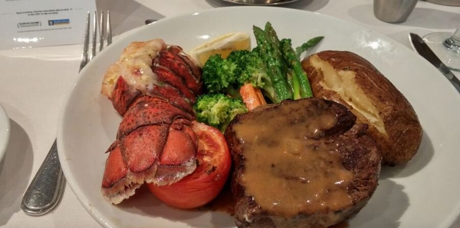 Sharm El Sheikh: Dinner Cruise W/ Optional Private Transfer - The buffet dinner: useful, but keep expectations sensible