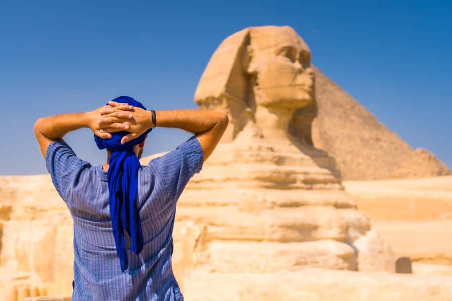 Sharm El Sheikh: Great Pyramids, Sphinx, Museum Tour by Bus - Arriving in Cairo after six hours on the road