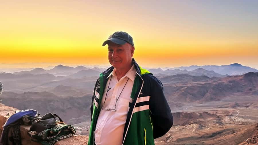 Sharm El Sheikh: Mount Sinai & St. Catherine's Monastery - Descending Mount Sinai after sunrise