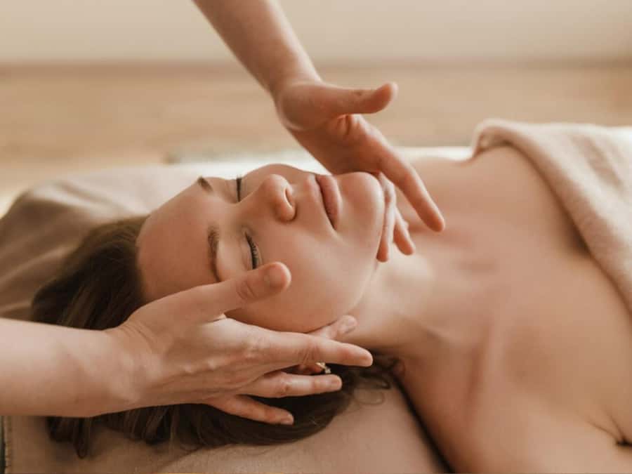 Sharm El Sheikh: Relaxation Hammam Spa with Massage - What happens during the hammam scrub?