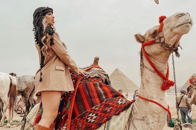 Sharm ElSheikh to Giza Pyramids, Egyptian Museum, Khan El Khalili - Lunch with the pyramids in view