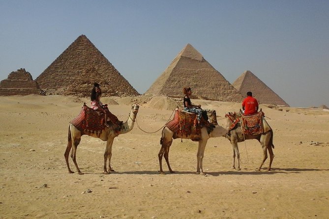 Sightseeing Day Tour to Pyramids, Egyptian Museum and Bazaar from Giza or Cairo - A long but useful first day in Cairo