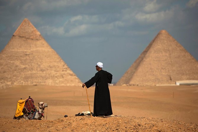 Sightseeing Day Tour to Pyramids, Egyptian Museum and Bazaar from Giza or Cairo - The guide and driver matter more than the low price