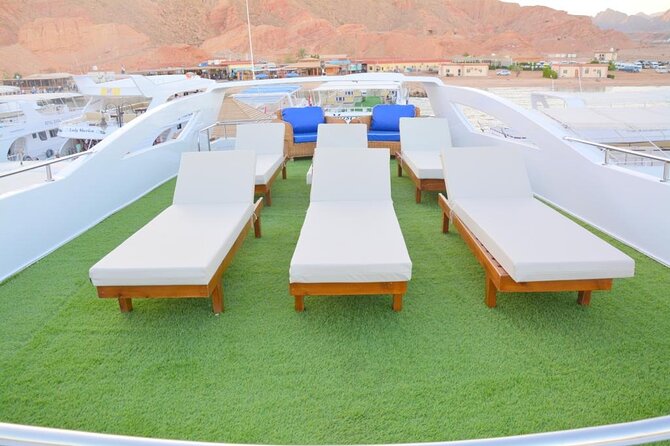Snorkeling Day Trip to White Island and Ras Mohamed from Sharm - Lunch aboard the yacht