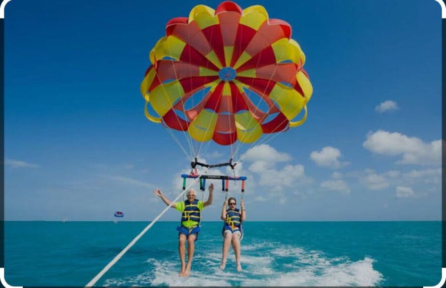 Speedboat,Parasailing, Snorkeling & Piece Of Paradise Island - A Red Sea day built around speed and variety