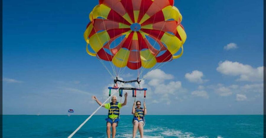 Speedboat,Parasailing, Snorkeling & Piece Of Paradise Island - From your hotel to the Hurghada marina