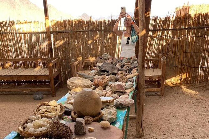 Sunset, Candle Light Dinner & Star Gazing from Hurghada - Meeting the Bedouin community