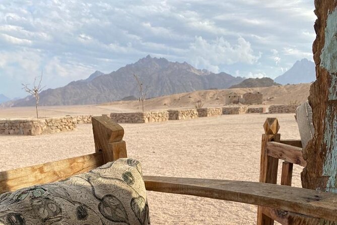 Sunset, Candle Light Dinner & Star Gazing from Hurghada - Candlelit BBQ dinner in the desert