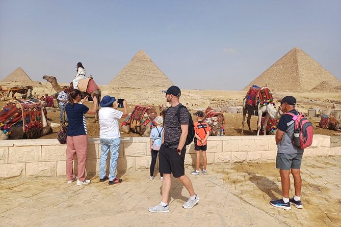 The Giza Pyramids, the Great Sphinx, and Local Lunch. - What $70 buys you, and what it does not
