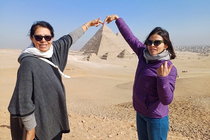 The Great Giza Pyramids and NMEC - Four hours among the pyramids at Giza