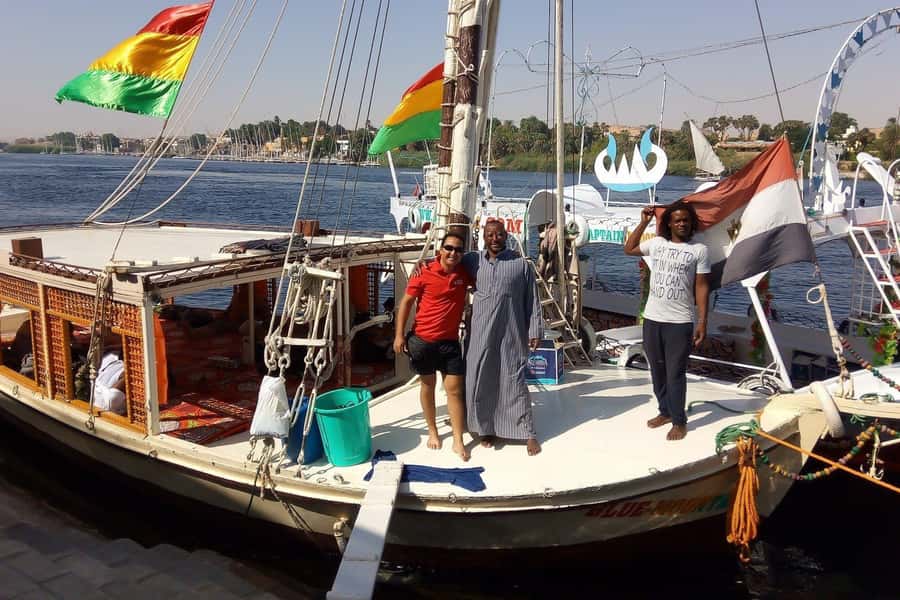 The Nile: Felucca Ride with Meal and Transfers - Sunset on the Nile