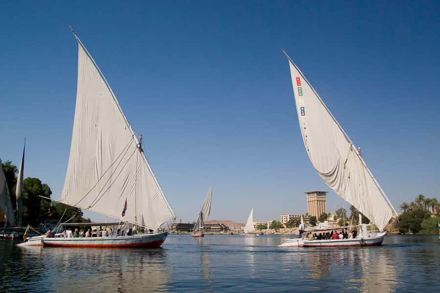The Nile: Felucca Ride with Meal and Transfers - Cairo After Dark and the River’s Other Mood