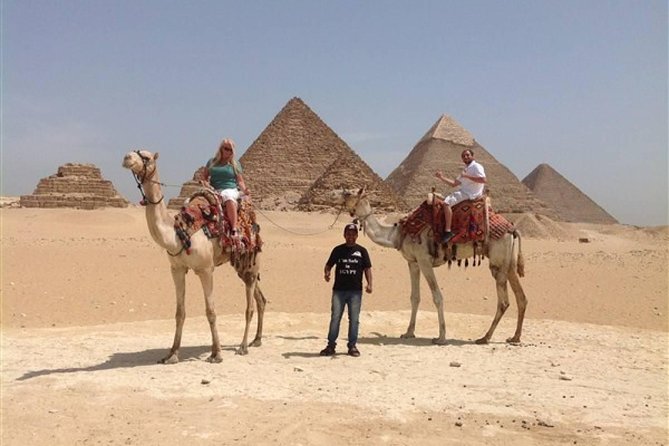 Top Private Trip to Giza Pyramids And Egyptian Museum In Cairo - Starting at the Giza Plateau