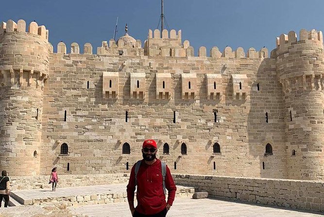 Top Rated Alexandria Day Tour from Cairo - Kom el Shoqafa, an underground Roman world