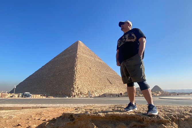 Top Rated Giza Pyramids,Sphinx,Camel ride,lunch & inside pyramids - Lunch and a taste of local food