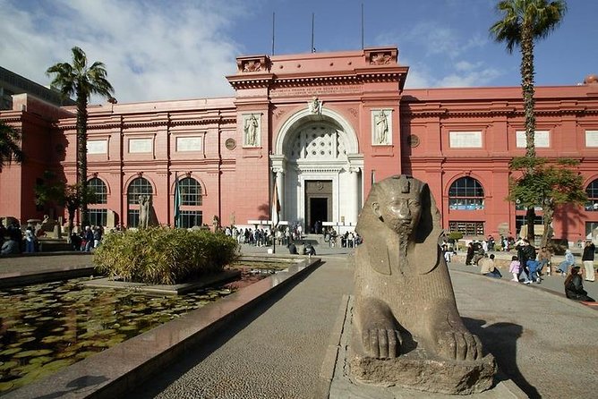 Tour to Giza Pyramids & museum of Egyptian civilization - Why this pairing works in Cairo