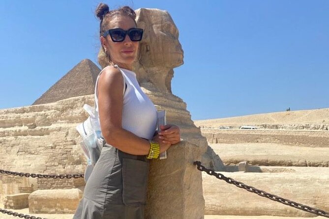 Tour to great pyramids of Giza, Sphinx & shopping tour with lunch - Valley Temple and the Sphinx