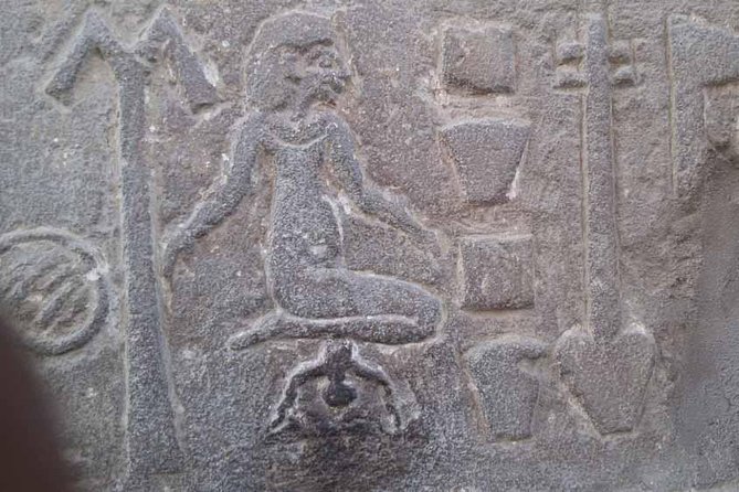 Transfer from Luxor to Aswan - Communication and boundaries