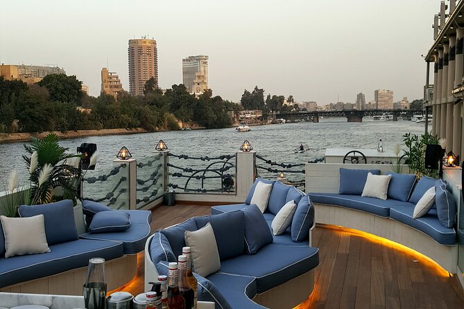 Unique Open Air Nile Cruise in Cairo and Giza - Qasr el Nil Bridge and its bronze lions