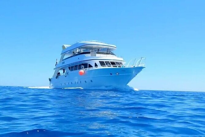 ViP Orange Bay Giftun Island Tour By Boat With Lunch in Hurghada - The second reef stop and the ride home