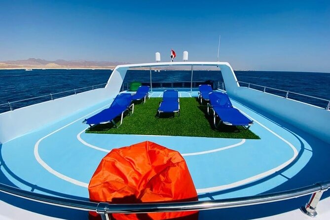 VIP Ras Mohamed and White Island boat trip - Lunch, drinks, and time to relax