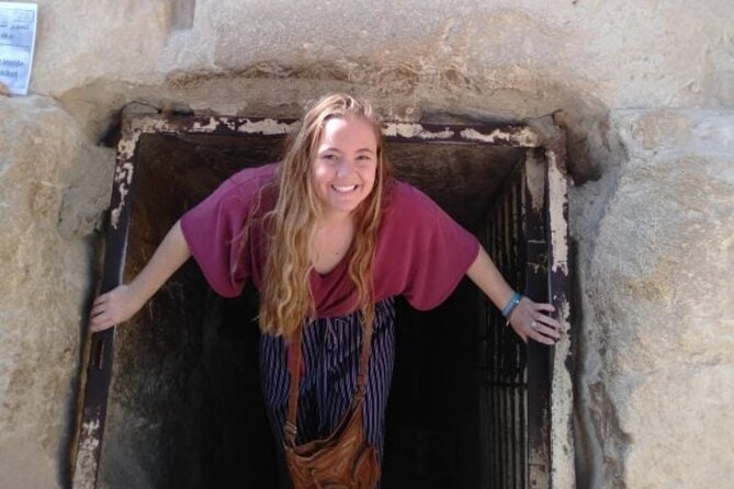 VIP Tour inside Giza Pyramids - Going down to the subterranean pit